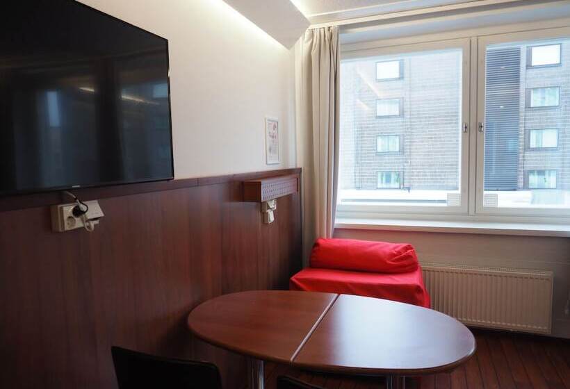 Perhehuone, Omena Hotel Jyväskylä