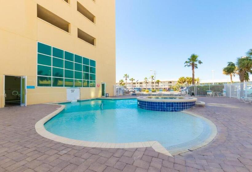 Апартаменты 1 Спальня с Балконом, Crystal Shores West 202