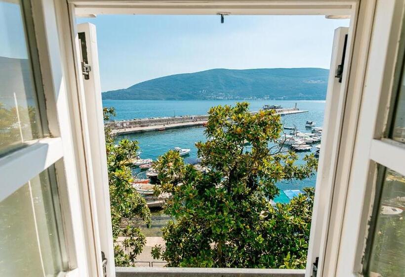 اتاق استاندارد با چشم‌انداز دریا, Stanica B&b