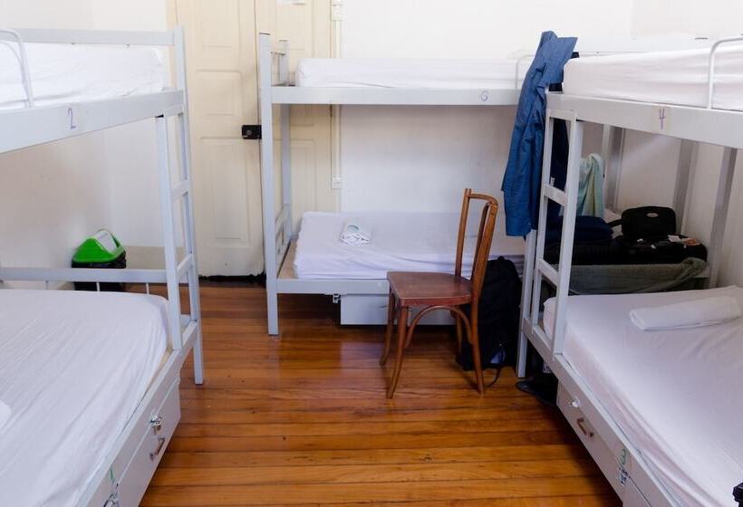 تختخواب در اتاق مشترک, Massape Rio Hostel