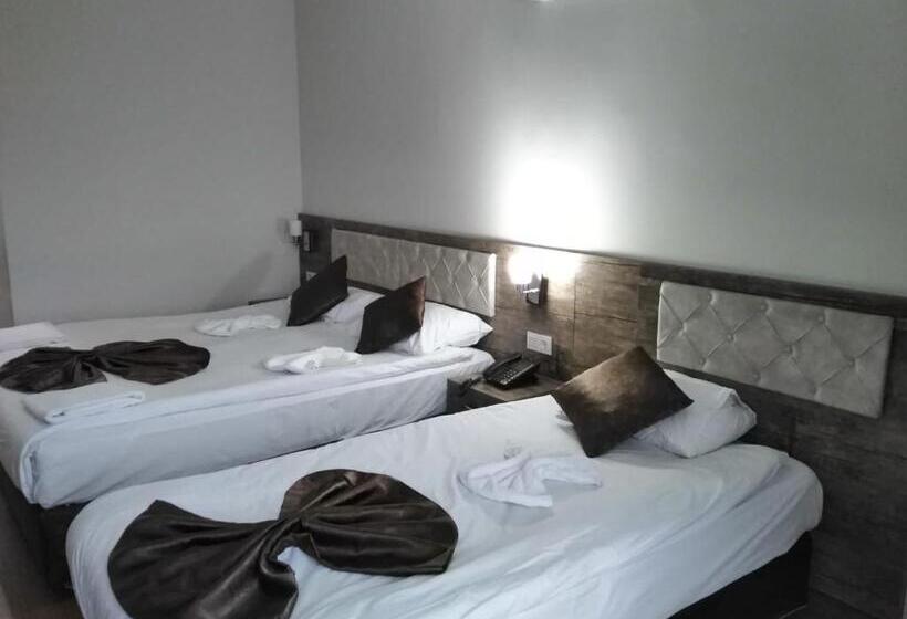 اتاق خانوادگی, Sarp Hotel Kadriye