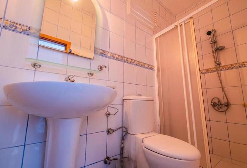 Chambre Quadruple Standard Vue Jardin, Selim Pansiyon   Adults Only