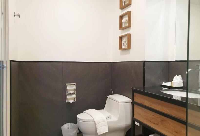 Номер Deluxe Вид на Бассейн, Chaolao Cabana Resort
