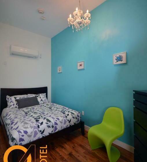 Номер Стандарт, Q4 Hotel & Hostel