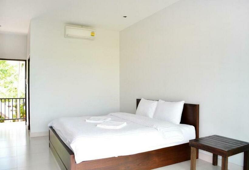 풀장 전망 디럭스 룸, The Nidhra Boutique Resort