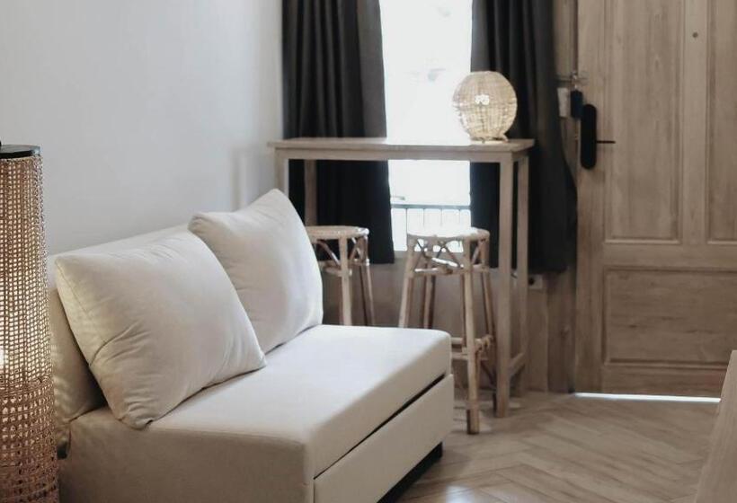 Полулюкс Одноместный с Террасой, Amaka Bed And Breakfast