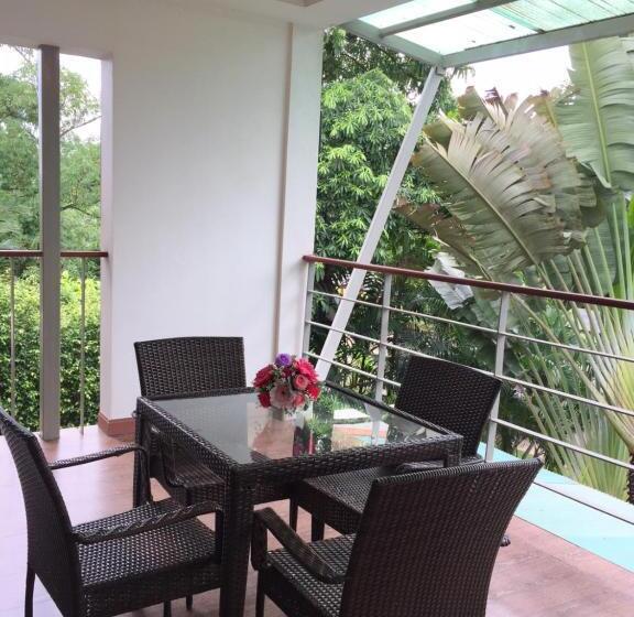 Номер Стандарт, Baan Suan Khun Ta And Golf Resort
