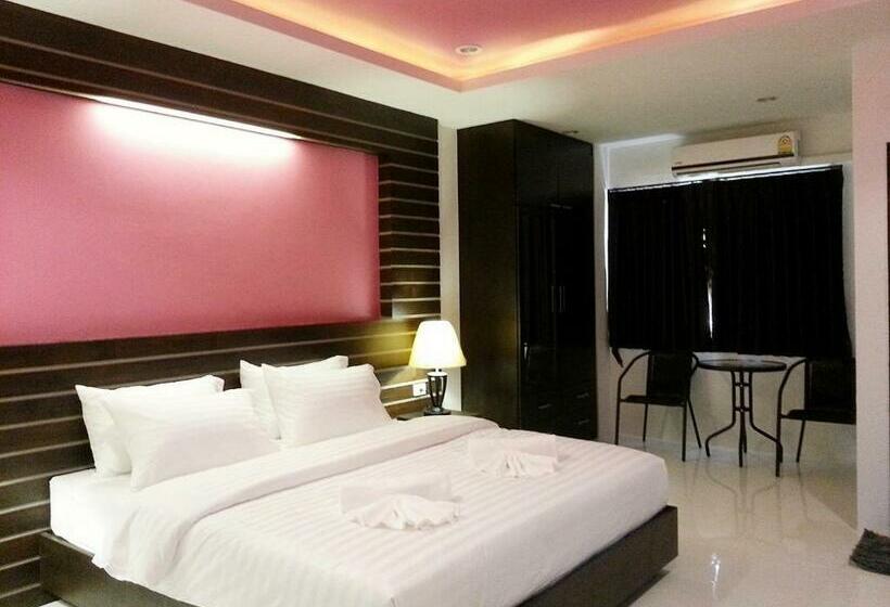 Deluxe-huone, Purimas Resortel