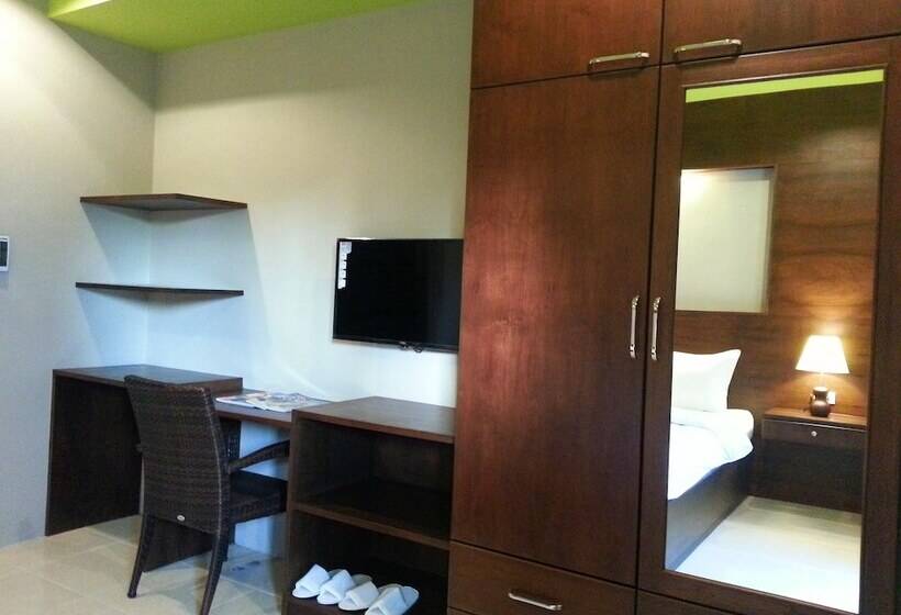 Deluxe-huone, Purimas Resortel