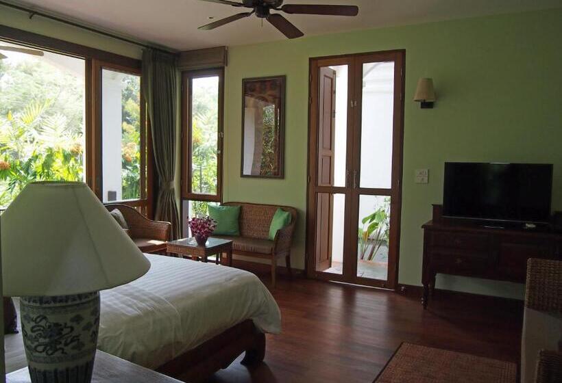 اتاق استاندارد با چشم‌انداز باغ, Villa Albizia, Chiang Mai