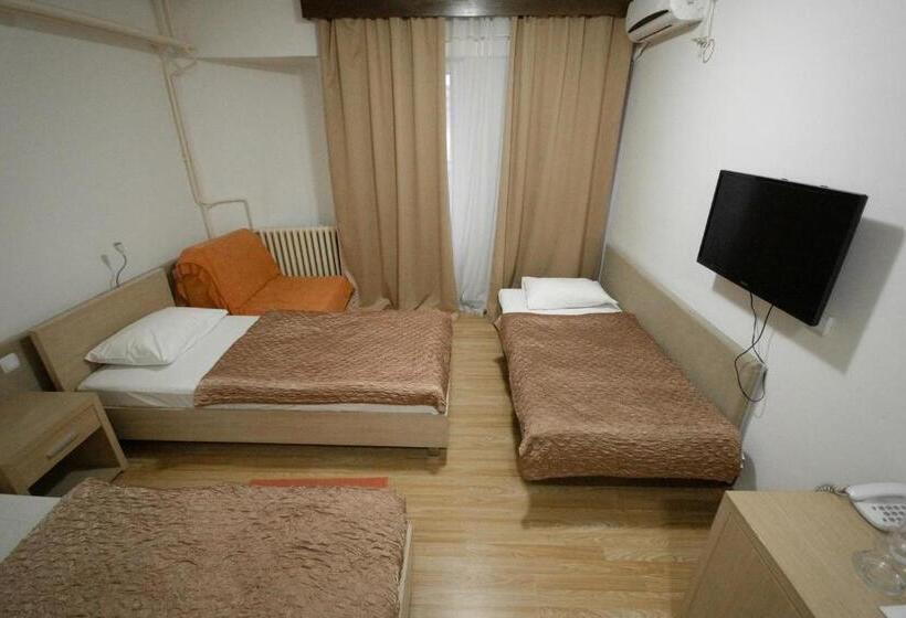 اتاق استاندارد سه نفره, Dunav Požarevac