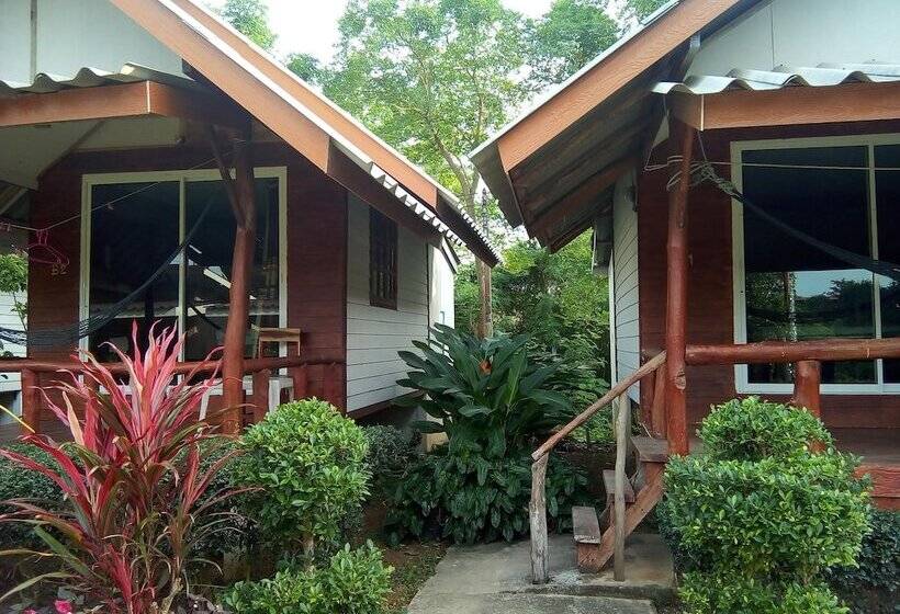بانگلوی استاندارد, Klong Khong Garden
