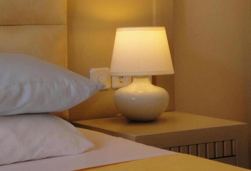 استودیوی استاندارد, Utopia