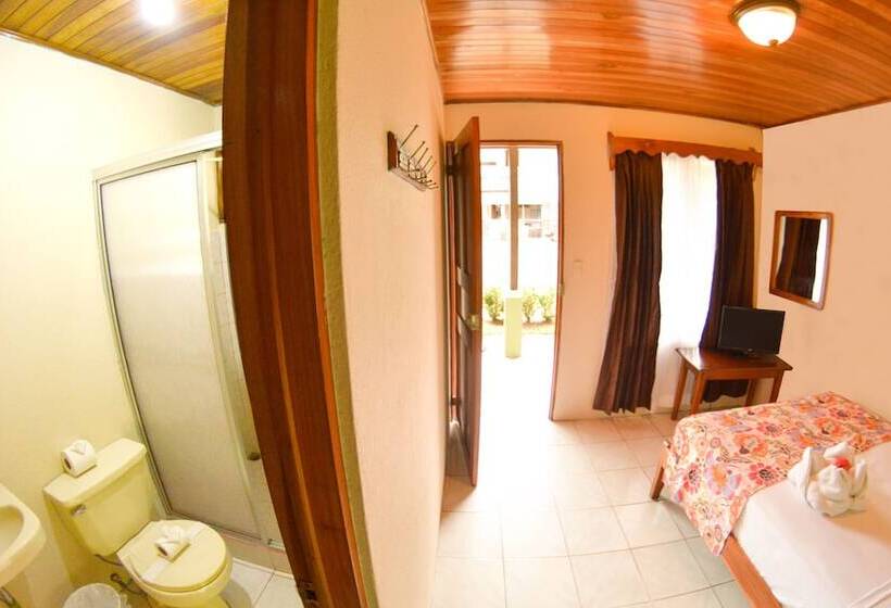 스탠다드 룸, Hostel Backpackers La Fortuna