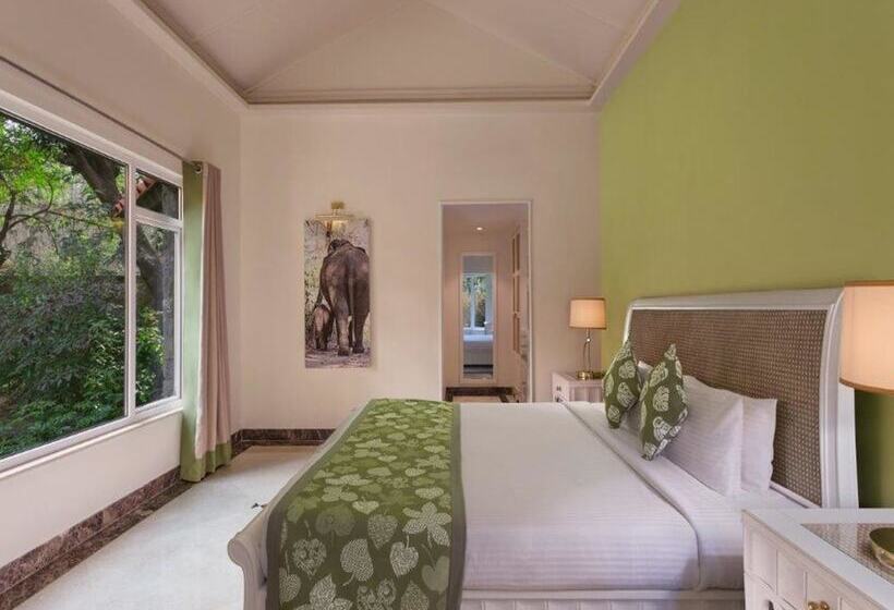 Номер Superior Вид на Реку, Taj Corbett Resort And Spa Uttarakhand