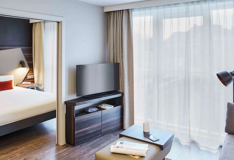 Апартаменты 1 Спальня, Aparthotel Adagio Edinburgh Royal Mile