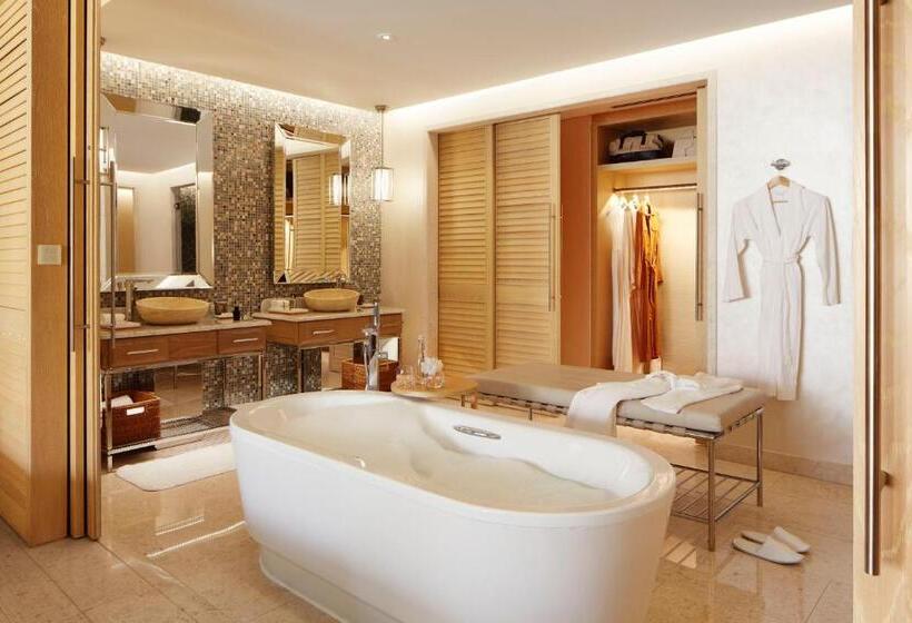 Люкс Клуб, Jumeirah Al Naseem Dubai