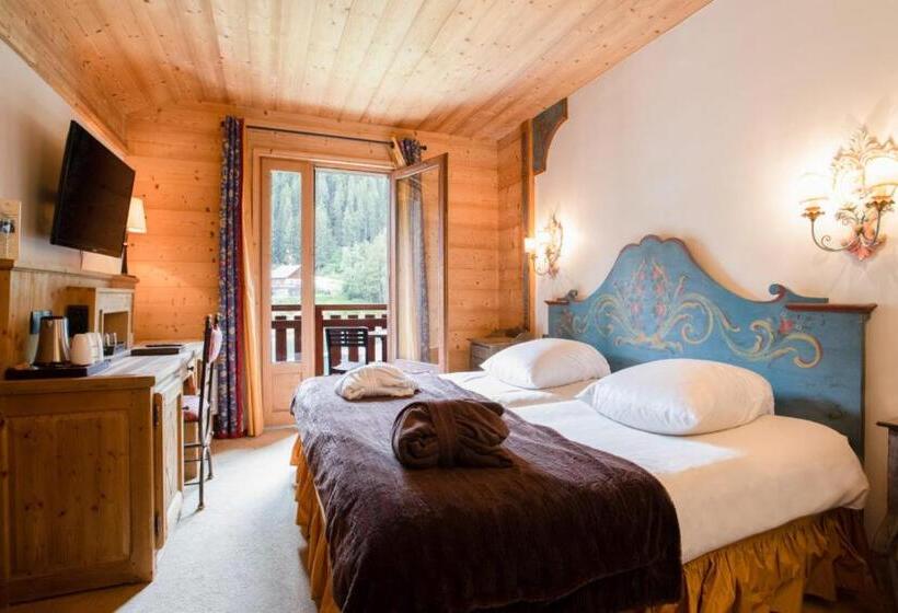 اتاق خانوادگی, La Maison Hôtel Les Peupliers