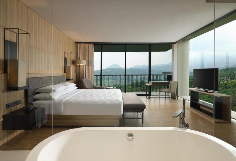 Студио Executive, Royal Tulip Gunung Geulis Resort And Golf