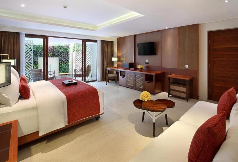 سوئیت جونیور با تراس, The Bandha Hotel & Suites
