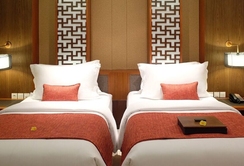 سوئیت خانواده 2 خوابه, The Bandha Hotel & Suites