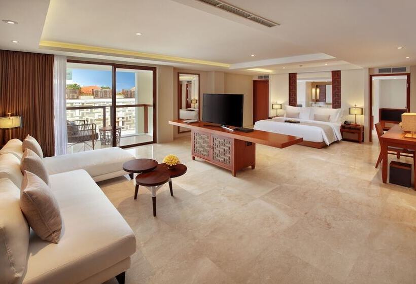 Люкс Повышенной Комфортности, The Bandha Hotel & Suites