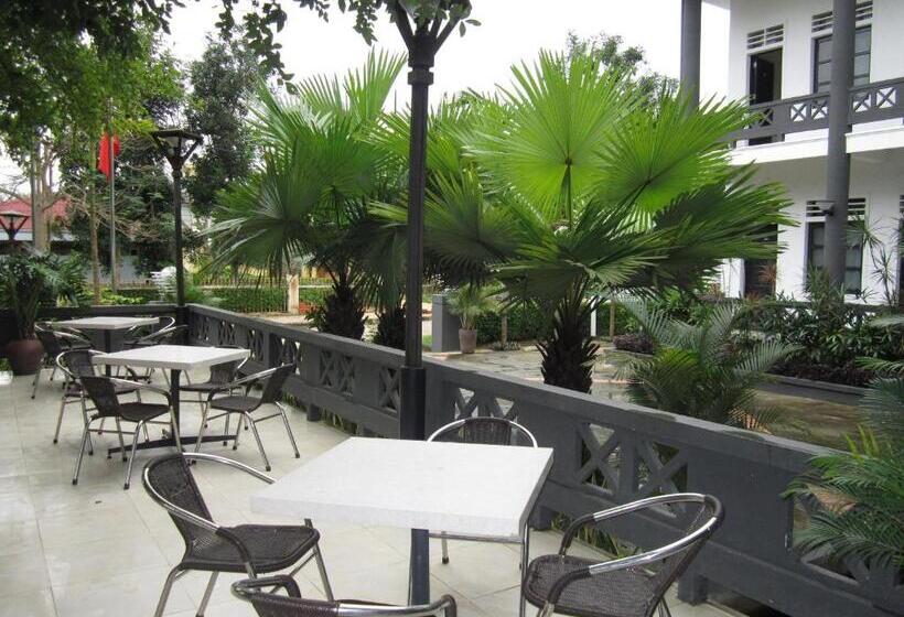 اتاق استاندارد, Sai Gon Phong Nha