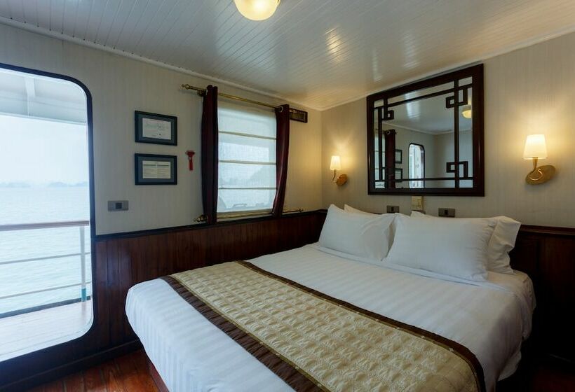 کلبه دلوکس, Emeraude Classic Cruises