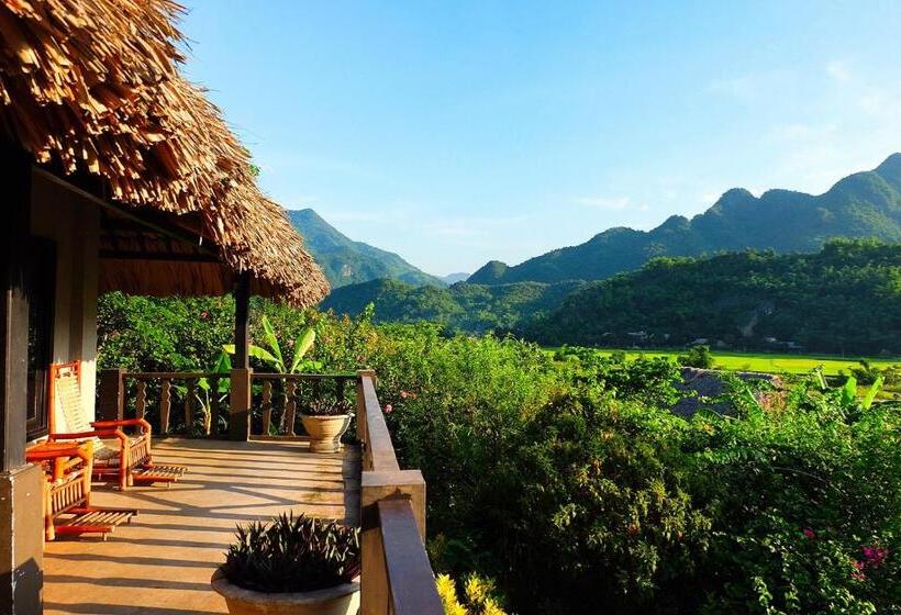 اتاق خانوادگی تودرتو, Mai Chau Ecolodge