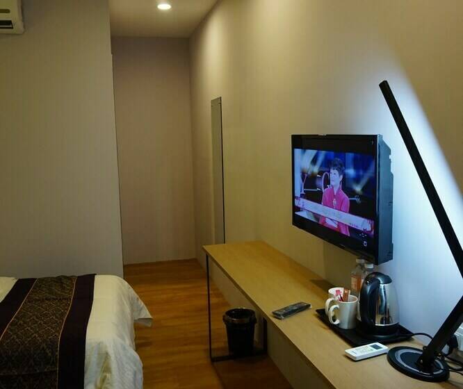 Номер Стандарт, Super 8 Hotel @ Bayan Baru