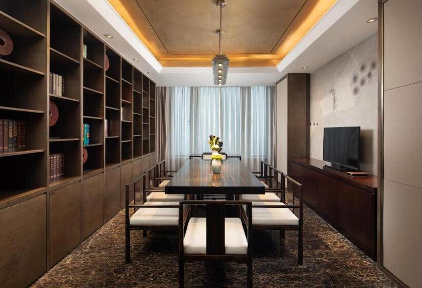 Президентский Люкс, The Yun Hotel Hankou