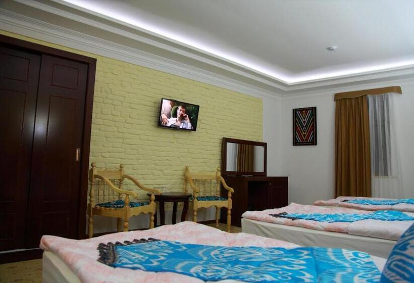 Номер Стандарт Трехместный, Sultan Hotel Boutique