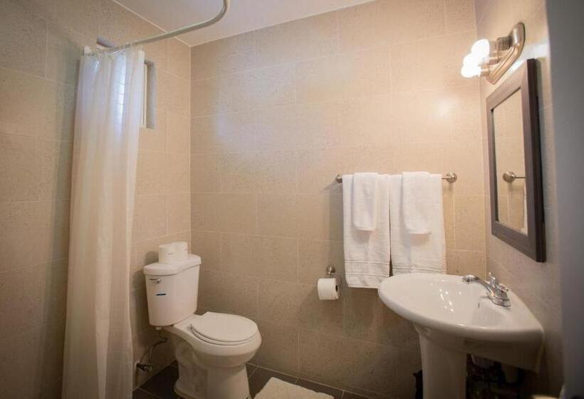 스탠다드 스튜디오, Ocean Villa Guam