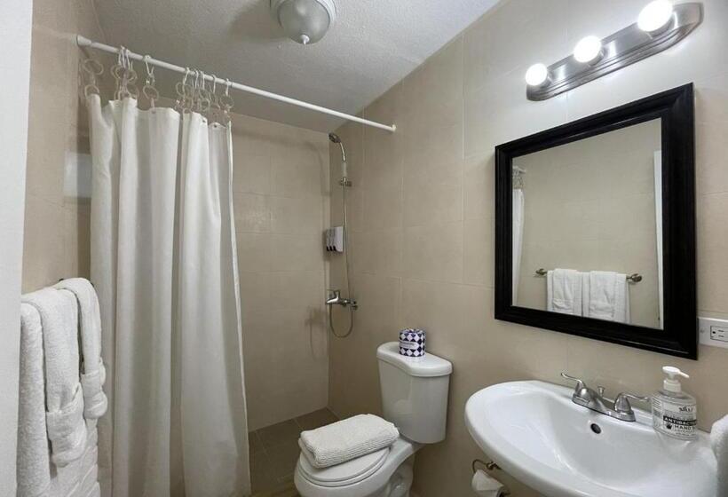 스탠다드 스튜디오, Ocean Villa Guam