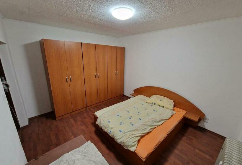 스탠다드 트리플 룸, Sankt Martin Hostel