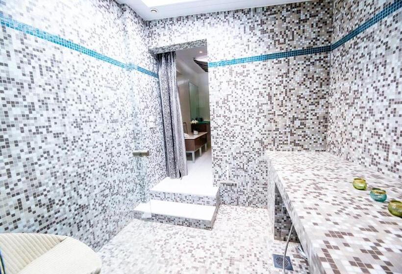 Люкс Премиум, La Ferme De L Oudon & Spa
