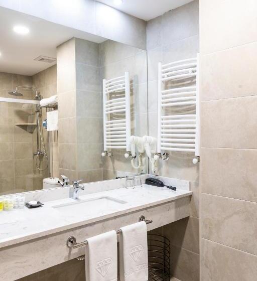 اتاق سوپریور, Crystal Hotel & Spa