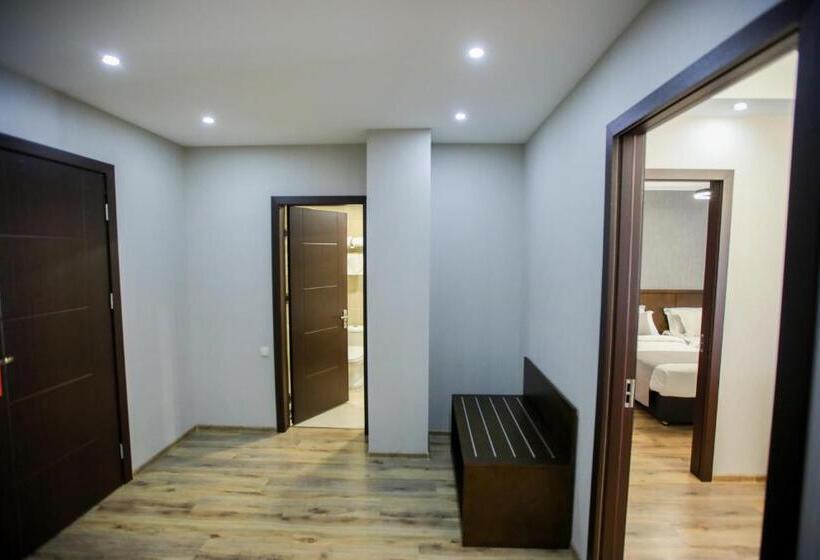 سوئیت 2 خوابه, Crystal Hotel & Spa