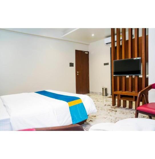 Номер Deluxe, Yashoda Pune