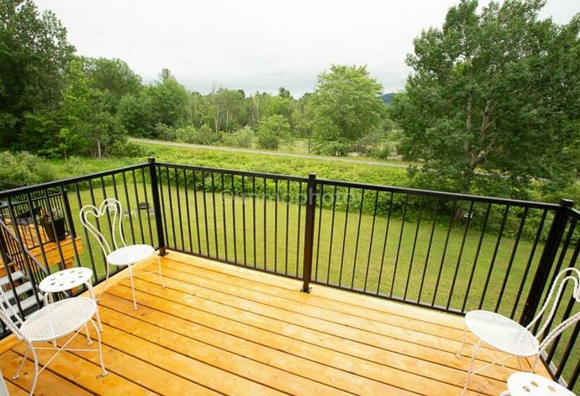 Номер Deluxe с Балконом, B&b Suite Inn Abondance & Spa