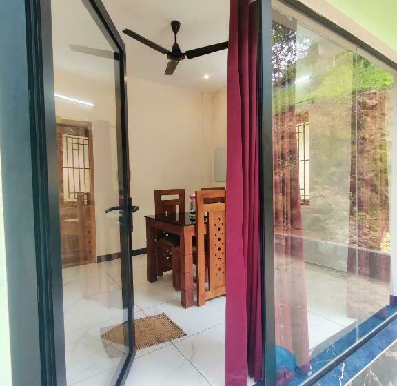 Номер Deluxe, Edenvilla