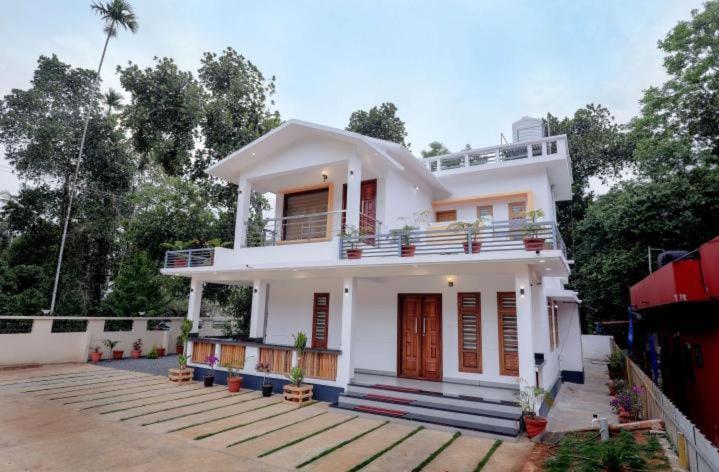 Вилла 3 Спальни, Greenfield Homestay