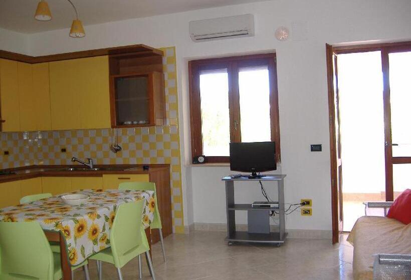 Апартаменты 1 Спальня с Террасой, Residence Nettuno