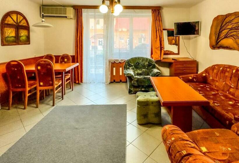 带2个卧室的公寓, Villa Sederkyn