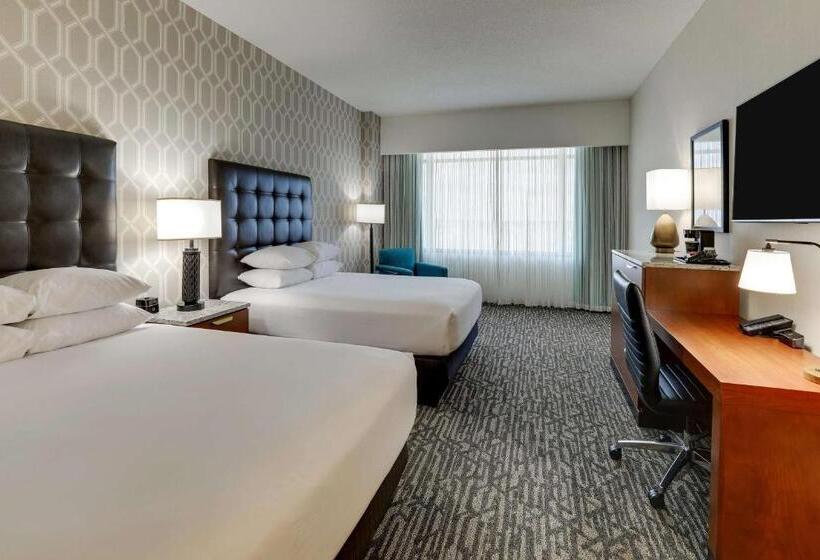 חדר דלוקס מותאם לאנשים עם מוגבלויות, Drury Plaza Hotel Dallas Arlington