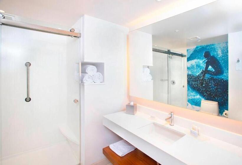 Студио Стандарт с Балконом, Courtyard By Marriott Santa Monica