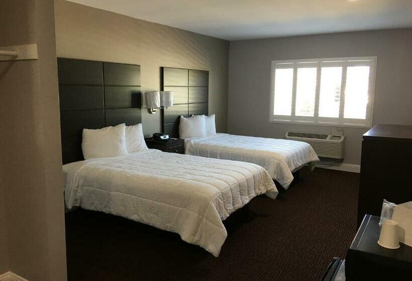 Номер Стандарт 2 Двуспальные Кровати, Vallejo Inn