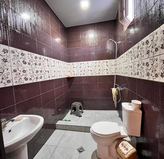 اتاق سوپریور با تخت بزرگ, Near The Sea