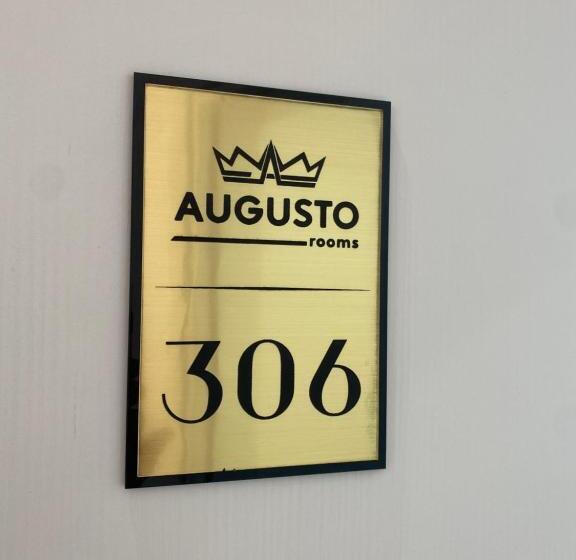اتاق استاندارد سه نفره, Augusto Rooms