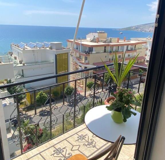 اتاق سه نفره سوپریور با چشم‌انداز دریا, Augusto Rooms